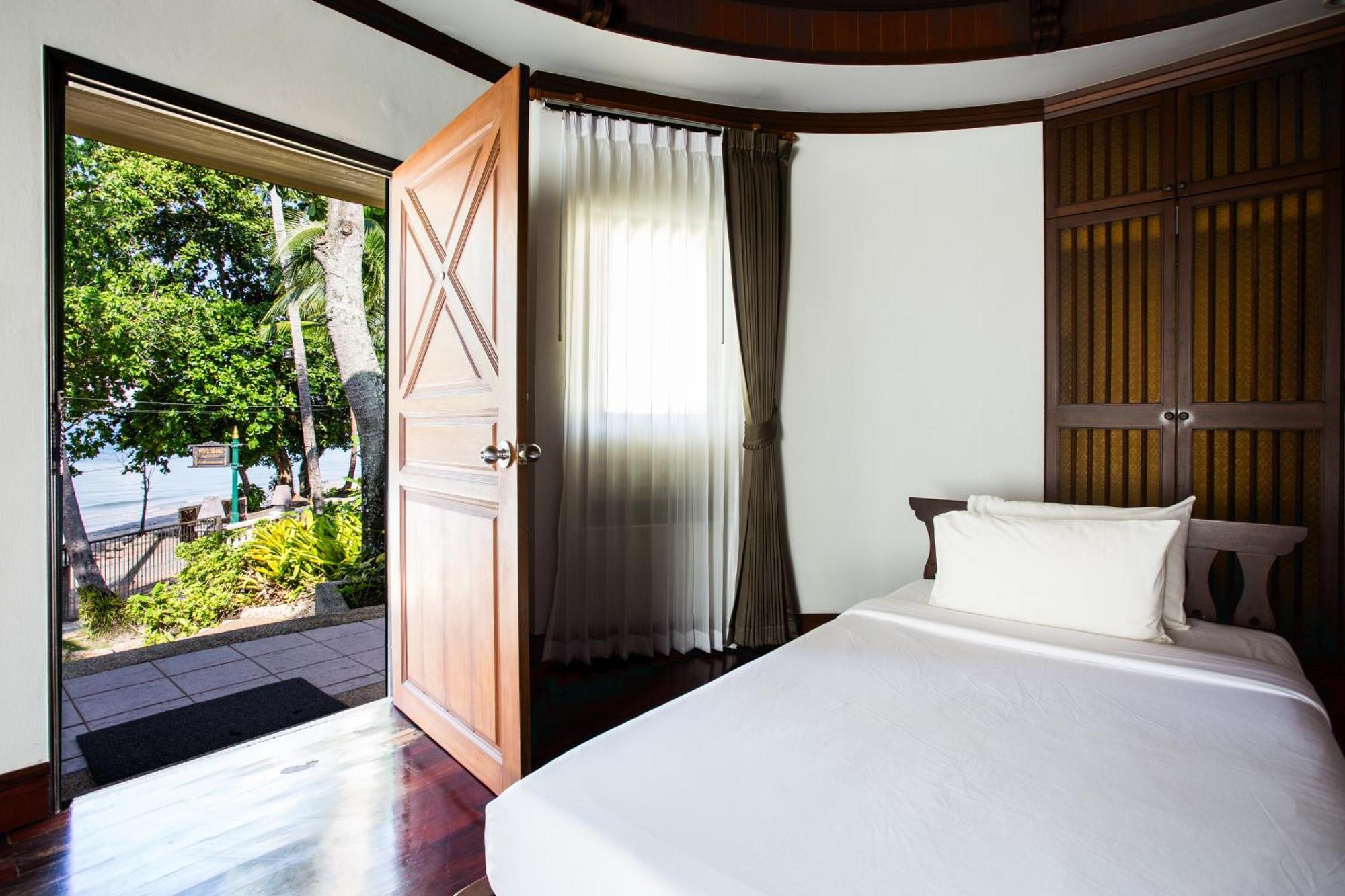 Golden Beach Resort Ao Nang Exterior photo