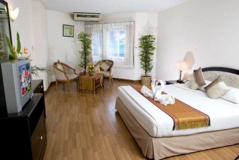 Golden Beach Resort Ao Nang Exterior photo
